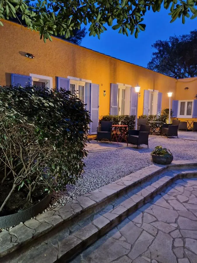 Hotel Le Cosy Saint Aygulf 0*,