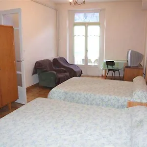 https://appartement-cauterets.midi-pyreneeshotels.com